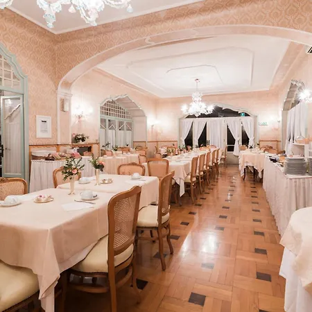 Du Parc 3* Στρέσα